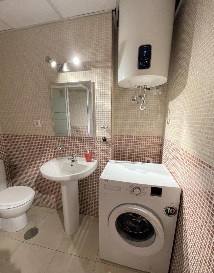 Ver93 - Redstudio Torremolinos Luaran gambar