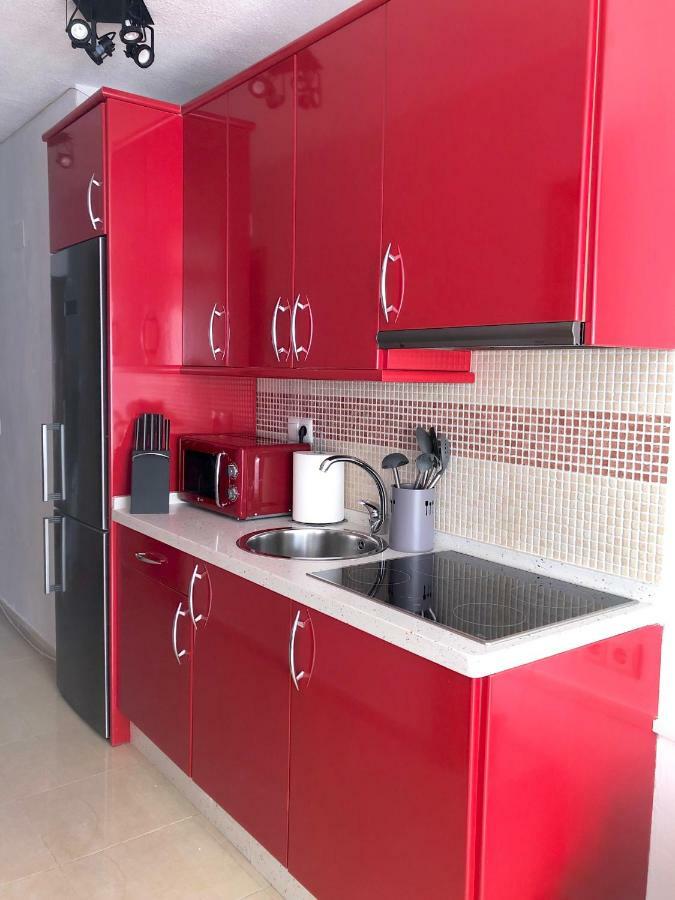 Ver93 - Redstudio Torremolinos Luaran gambar
